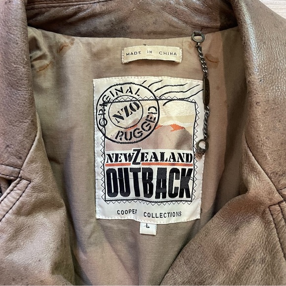 Vintage Rustic Heavy Leather Brown New Zealand  Outback Bomber Jacket Size Large - Picture 8 of 15